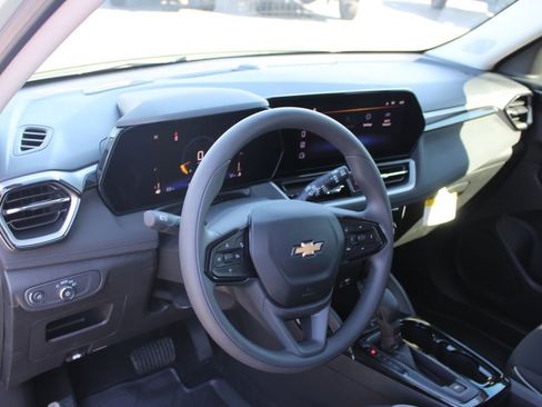 New 2026 Chevrolet TrailBlazer LT FWD image 19