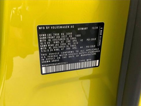 New 2025 Volkswagen ID. Buzz 1st Edition image 15