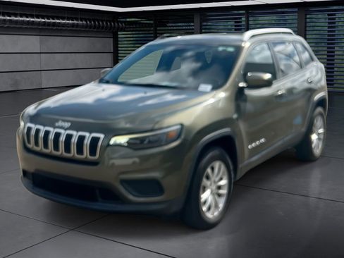 Used 2020 Jeep Cherokee Latitude image 1