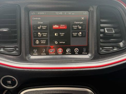 Used 2015 Dodge Challenger R/T Plus RWD image 13