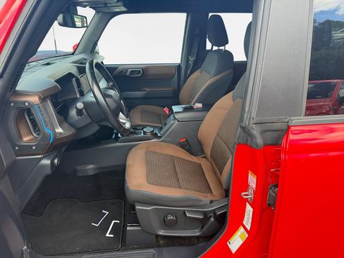 Used 2022 Ford Bronco Outer Banks AWD/4WD image 12