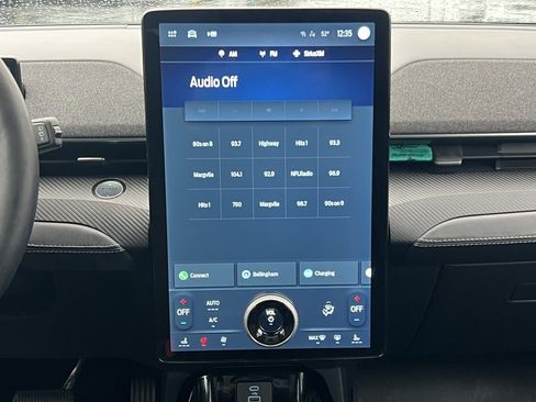 Used 2021 Ford Mustang Mach-E Premium image 27