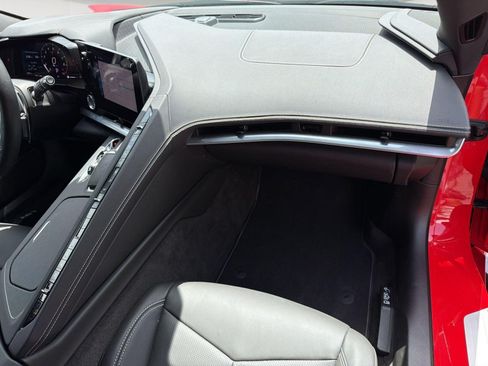 Used 2025 Chevrolet Corvette Z06 RWD image 29