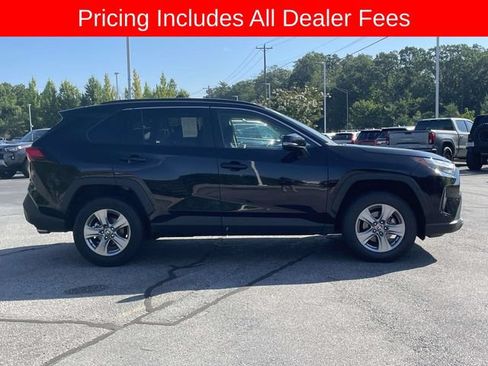 Used 2024 Toyota RAV4 XLE AWD/4WD image 6