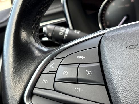 Used 2021 Cadillac XT5 Luxury image 7