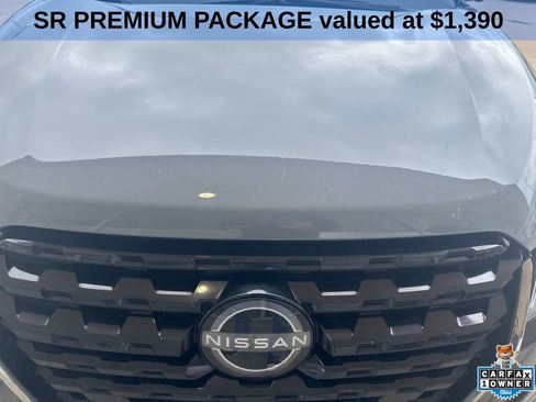 Used 2024 Nissan Kicks SR w/ SR Premium Package FWD image 3