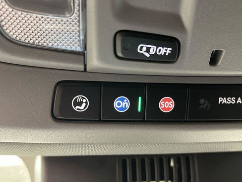 Certified 2024 GMC Sierra 1500 Elevation w/ LPO, Elevation Black Package AWD/4WD image 29