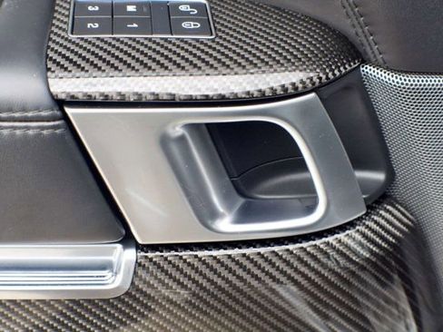 Used 2017 Land Rover Range Rover Sport SVR image 40