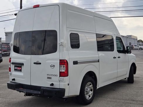 Used 2015 Nissan NV 2500 SV w/ Technology Package image 5