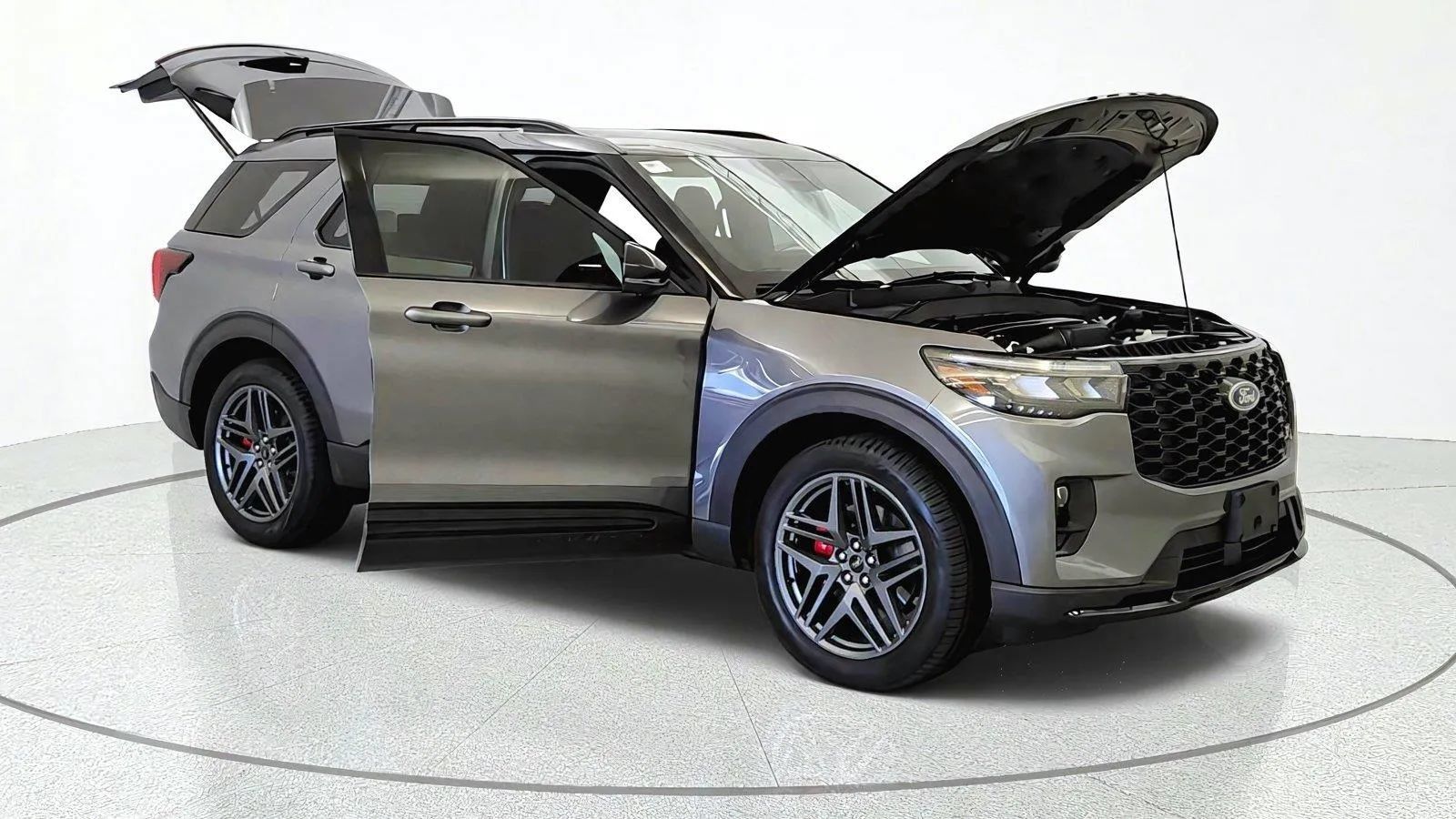Used 2025 Ford Explorer ST w/ Sun And Sound Package RWD image 11