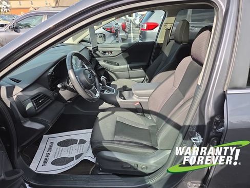 Used 2025 Subaru Outback Premium AWD/4WD image 14