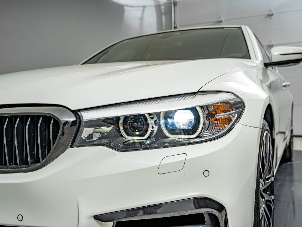 Used 2019 BMW 540i xDrive w/ Convenience Package AWD/4WD image 13