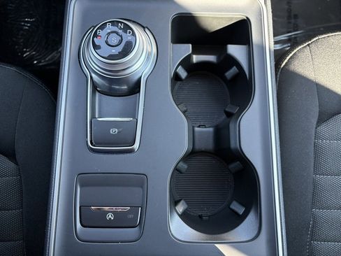 Used 2024 Ford Edge SE w/ Black Appearance Package image 42