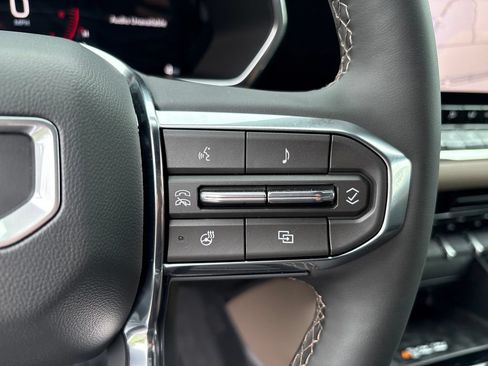 New 2026 GMC Canyon Denali AWD/4WD image 18