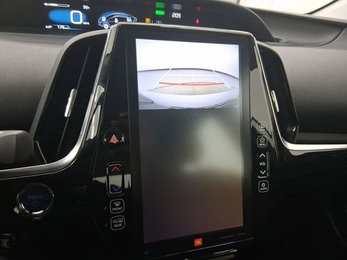 Used 2020 Toyota Prius Limited image 23