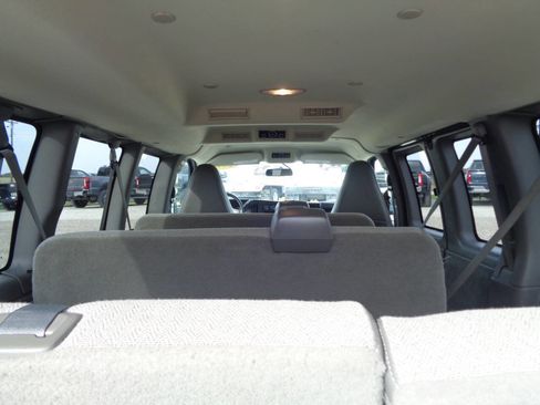 Used 2017 Chevrolet Express 2500 LS image 40