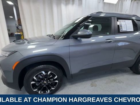 Used 2022 Chevrolet TrailBlazer LT w/ Convenience Package image 6