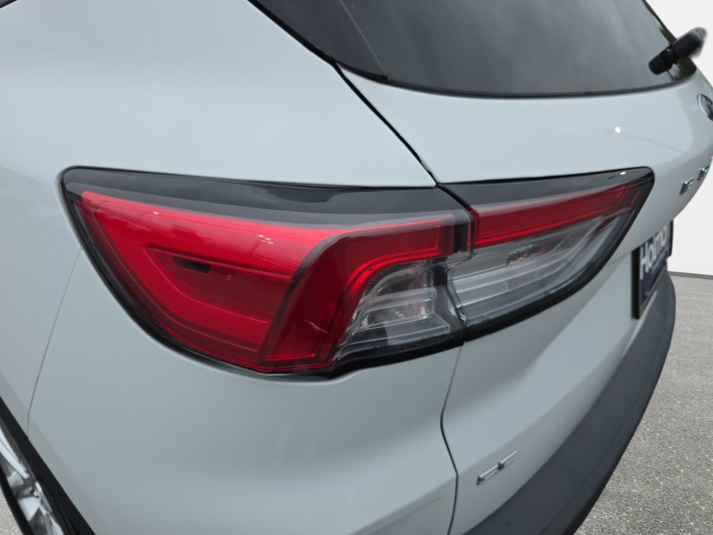 Certified 2022 Ford Escape SE w/ Convenience Package FWD image 28