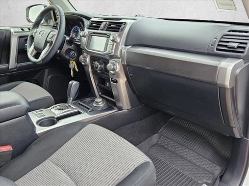 Used 2019 Toyota 4Runner SR5 AWD/4WD image 22