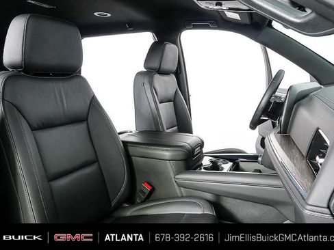 Certified 2025 Chevrolet Tahoe LT AWD/4WD image 22