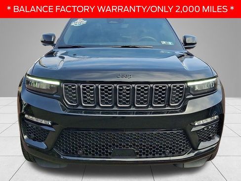 Used 2025 Jeep Grand Cherokee Summit w/ Obsidian Package image 2