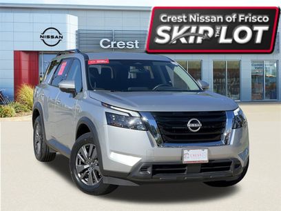 Certified 2024 Nissan Pathfinder SV