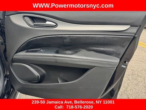 Used 2019 Alfa Romeo Stelvio Ti Sport w/ Quick Order Package 22S Sport AWD/4WD image 26