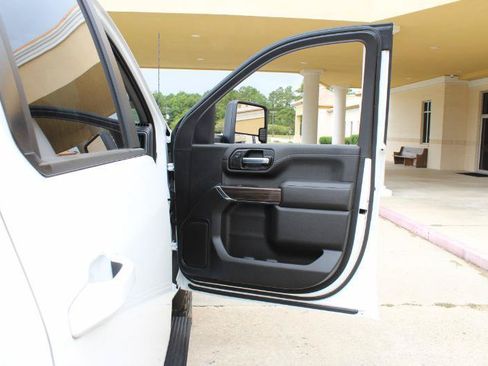 Used 2022 Chevrolet Silverado 2500 LT w/ Convenience Package AWD/4WD image 28