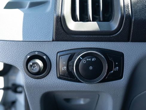 Used 2016 Ford Transit 250 Medium Roof w/Sliding Side Doo image 31