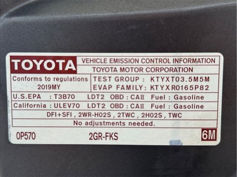 Used 2019 Toyota Highlander LE AWD/4WD image 27