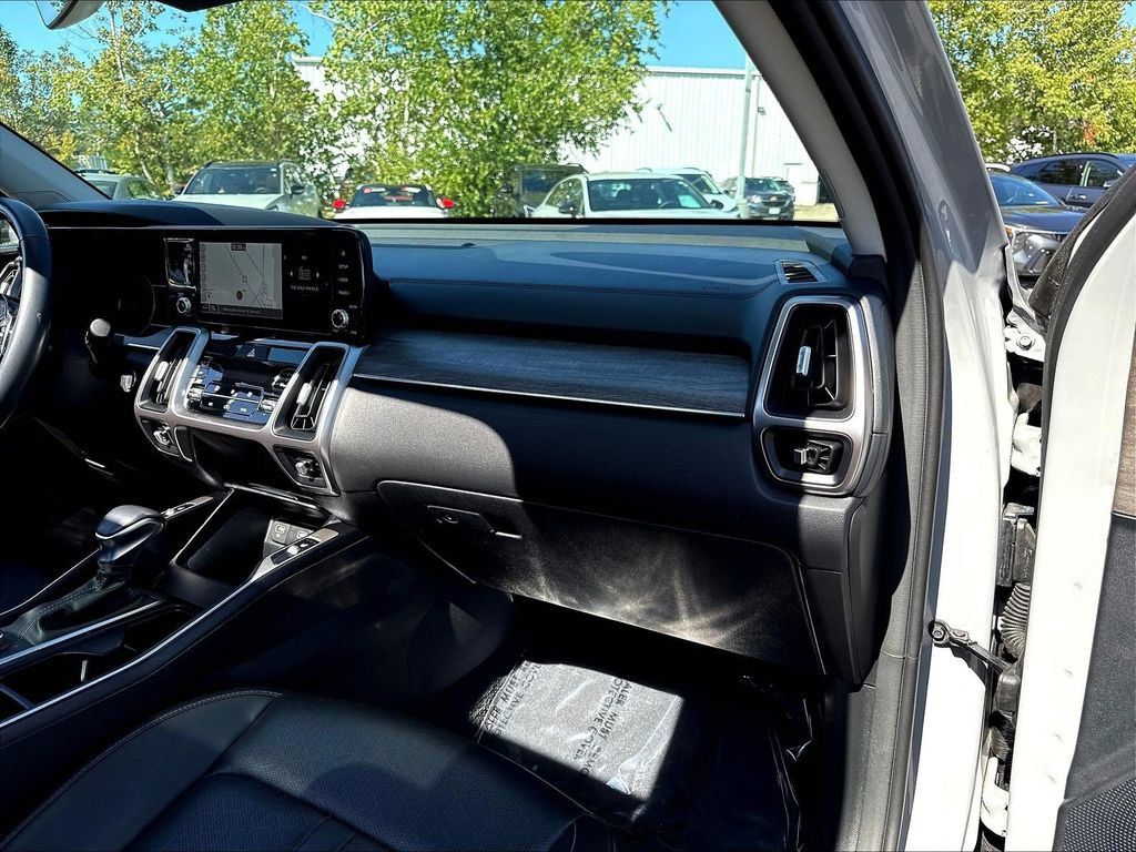 Certified 2023 Kia Sorento X-Line EX AWD/4WD image 31