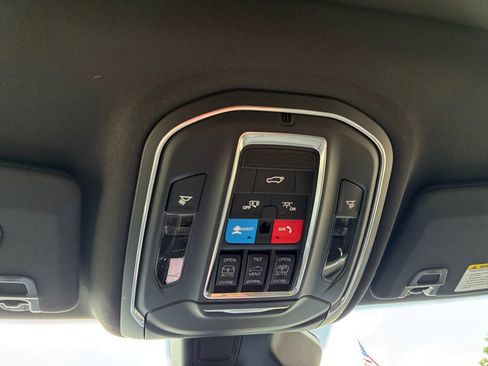 New 2026 Jeep Grand Cherokee L Limited AWD/4WD image 12