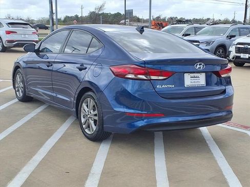 Used 2018 Hyundai Elantra Value Edition image 2