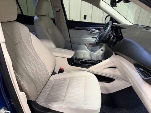 Used 2023 Buick Envision Avenir image 27