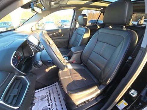 Used 2024 Chevrolet Equinox Premier image 18