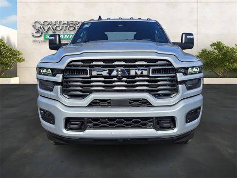 New 2026 RAM 2500 Big Horn AWD/4WD image 8