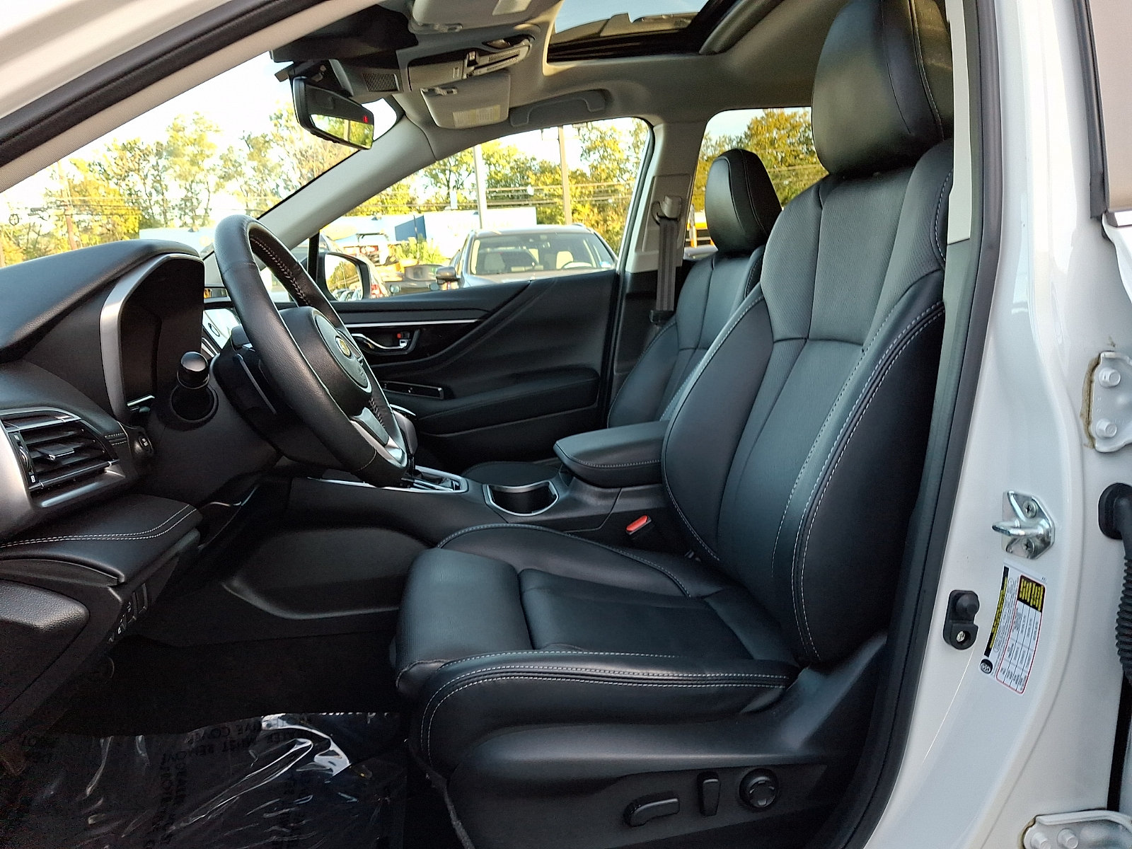 Certified 2024 Subaru Outback Limited AWD/4WD image 14