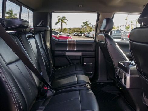 Used 2019 Ford F150 Lariat image 15