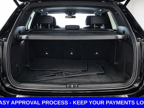 Used 2025 Mercedes-Benz GLA 250 4MATIC image 15