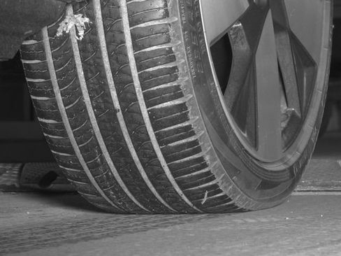 Used 2023 Volvo XC40 Recharge Ultimate w/ Protection Package Premier image 39