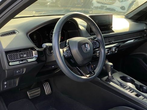 Used 2024 Honda Civic Sport image 9