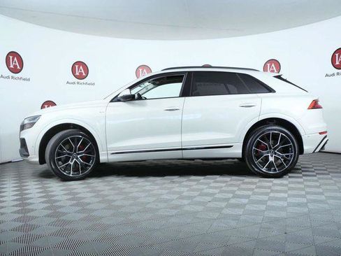 Used 2023 Audi Q8 Premium Plus AWD/4WD image 5