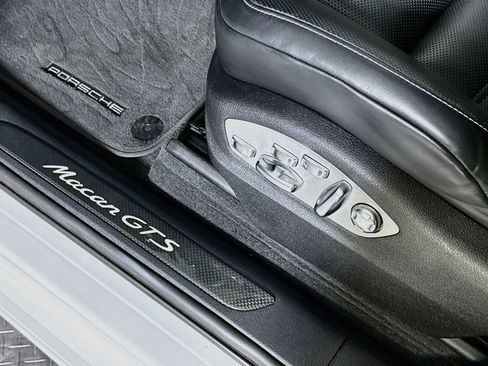 Certified 2023 Porsche Macan GTS AWD/4WD image 24