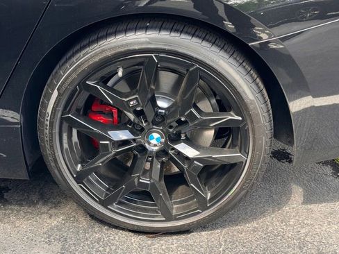 Used 2025 BMW 330i Sedan w/ M Sport Package RWD image 10