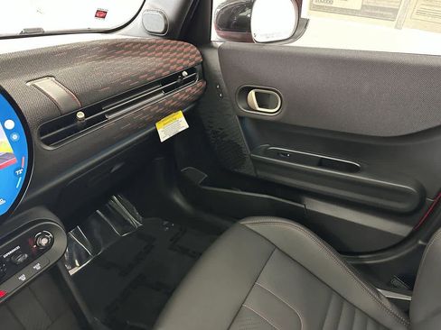 Certified 2025 MINI Cooper S image 25