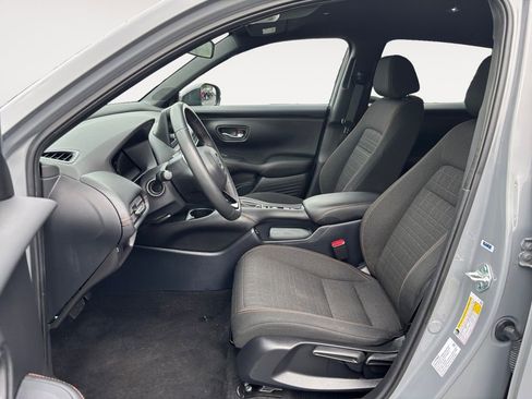 Used 2024 Honda HR-V Sport image 16