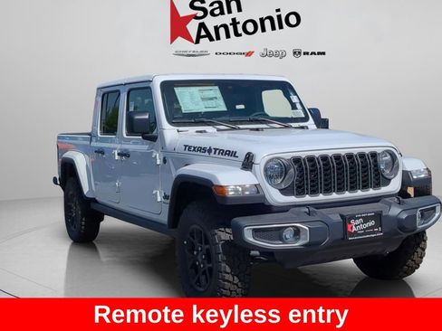 New 2025 Jeep Gladiator Sport image 2
