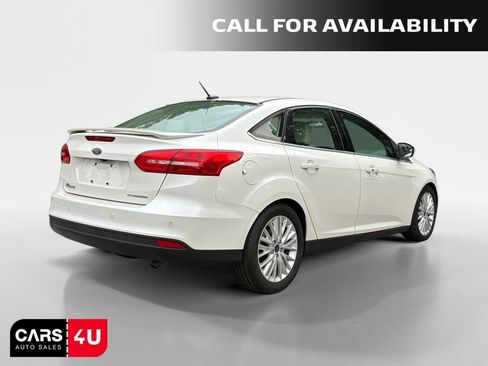 Used 2018 Ford Focus Titanium FWD image 7