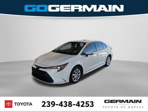 Certified 2025 Toyota Corolla LE image 1