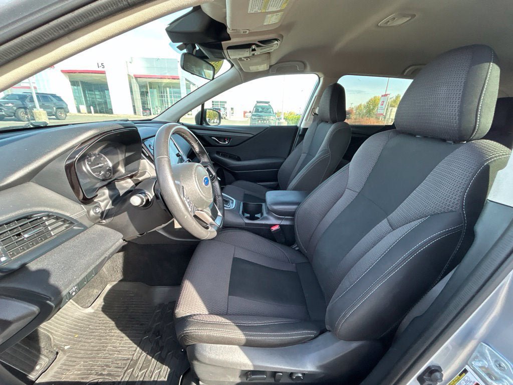 Used 2023 Subaru Outback Premium AWD/4WD image 15